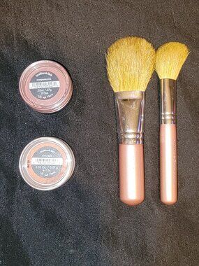 BareMinerals Compassion Blush Courage .02oz NOS Sealed Rare/HTF + 2 Brushes